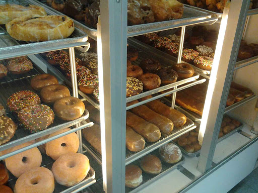 Donut Shop «Donut King», reviews and photos, 1607 Contra Costa Blvd, Pleasant Hill, CA 94523, USA