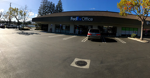 Print Shop «FedEx Office Print & Ship Center», reviews and photos, 15545 Los Gatos Blvd, Los Gatos, CA 95032, USA