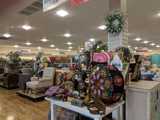 Home Goods Store «HomeGoods», reviews and photos, 2911 Rio Grande Blvd #100, Colleyville, TX 76034, USA