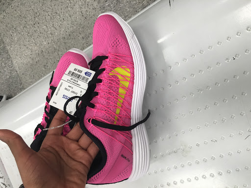 Clothing Store «Ross Dress for Less», reviews and photos, 2870 Chapel Hill Rd, Douglasville, GA 30135, USA