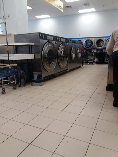 Laundromat «Laundry King», reviews and photos, 471 Blue Hill Avenue, Dorchester, MA 02121, USA