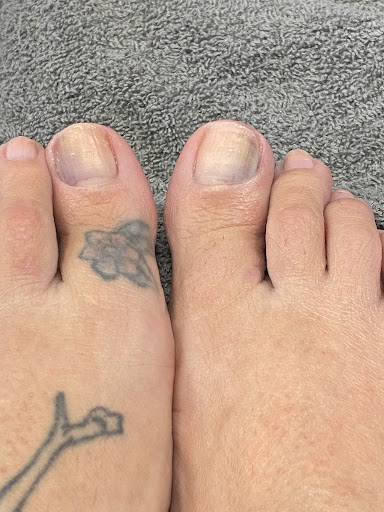 Shoe Store «DSW Designer Shoe Warehouse», reviews and photos, 8502 Eager Rd, Brentwood, MO 63144, USA