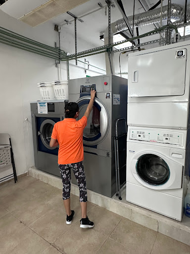 Tintorería Max Tulúm