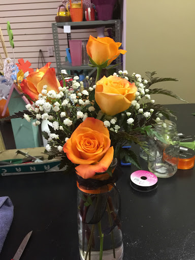 Florist «Valley Florist», reviews and photos, 301 Merrimack St, Methuen, MA 01844, USA