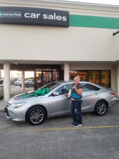 Used Car Dealer «Enterprise Car Sales», reviews and photos, 13200 Brookpark Rd, Cleveland, OH 44135, USA