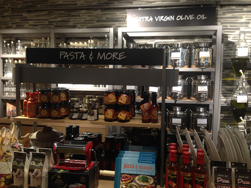 Gift Basket Store «Oil & Vinegar», reviews and photos, 7140 Bishop Rd #1122, Plano, TX 75024, USA