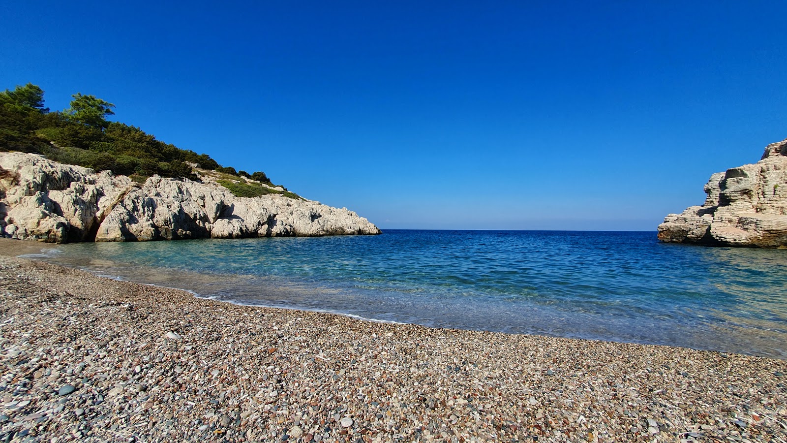 Photo of Κοpria Beach amenities area