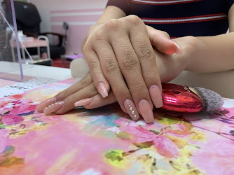 COZY Nails & Beauty