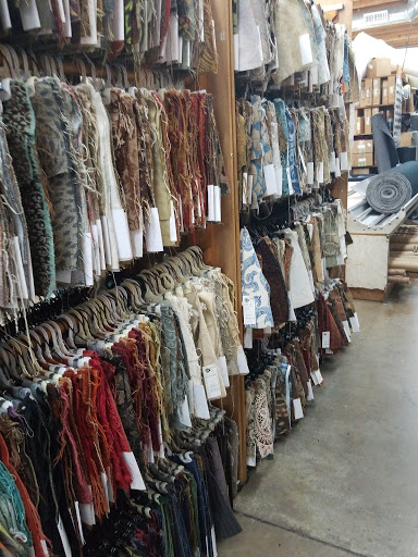 Fabric Store «H & R Fabrics - Home and Recreational Fabrics», reviews and photos, 1118 N 35th Ave, Phoenix, AZ 85009, USA