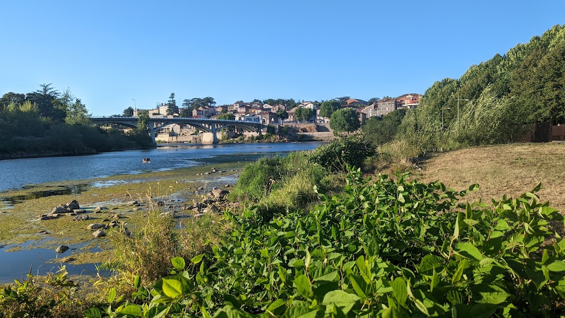 Guinguette des bords de Loire à Saint-Just-Saint-Rambert