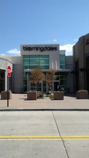 Shopping Mall «Walt Whitman Shops», reviews and photos, 160 Walt Whitman Rd, Huntington Station, NY 11746, USA