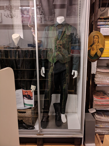 Music Store «Washington Street Books & Music», reviews and photos, 131 N Washington St, Havre De Grace, MD 21078, USA