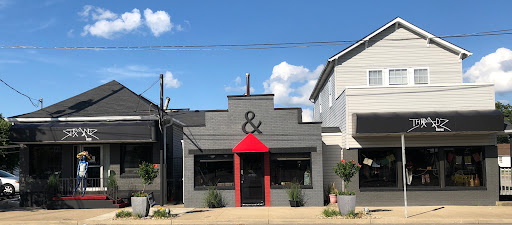 Beauty Salon «Strandz Salon & Threadz Boutique», reviews and photos, 322 Vincennes St, New Albany, IN 47150, USA