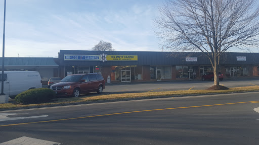 Dry Cleaner «Nu-Look 1HR Cleaners», reviews and photos, 205 Weems Ln, Winchester, VA 22601, USA