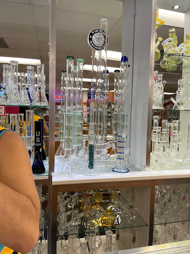Tobacco Shop «Pure Virtue Glass», reviews and photos, 5481 Randolph Rd, Rockville, MD 20852, USA