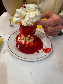 Plats et boissons du Restaurant de grillades à la française Le Relais de l'Entrecôte à Paris - n°8