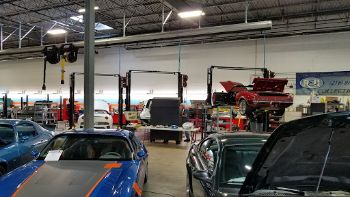 Car Dealer «R&H Motorcars», reviews and photos, 6441 Davis Industrial Pkwy, Solon, OH 44139, USA