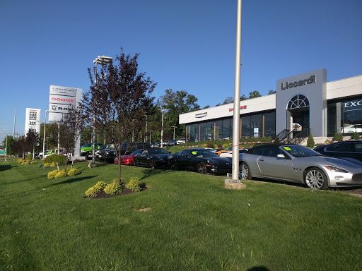 Car Dealer «Liccardi Chrysler Dodge RAM», reviews and photos, 130 US-22, Green Brook Township, NJ 08812, USA