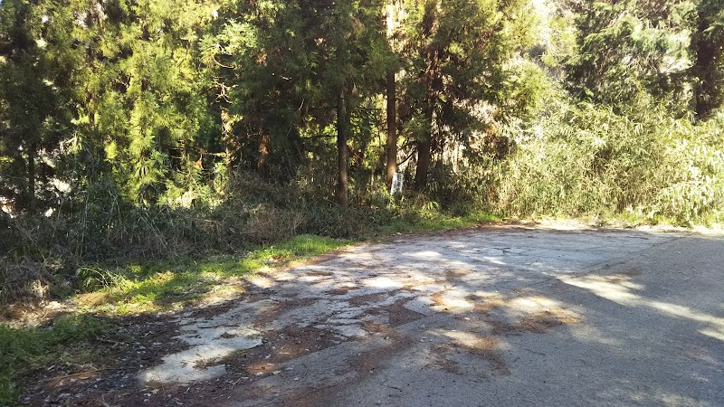 穴師坐兵主神社駐車場