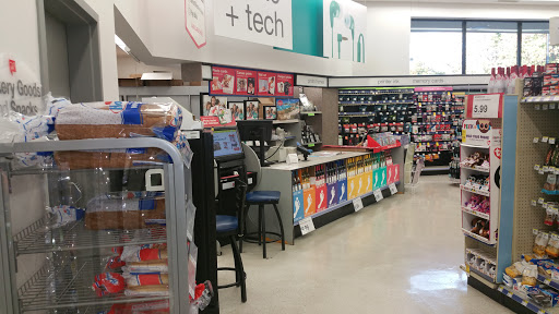 Convenience Store «Walgreens», reviews and photos, 5511 Chamblee Dunwoody Rd, Dunwoody, GA 30338, USA