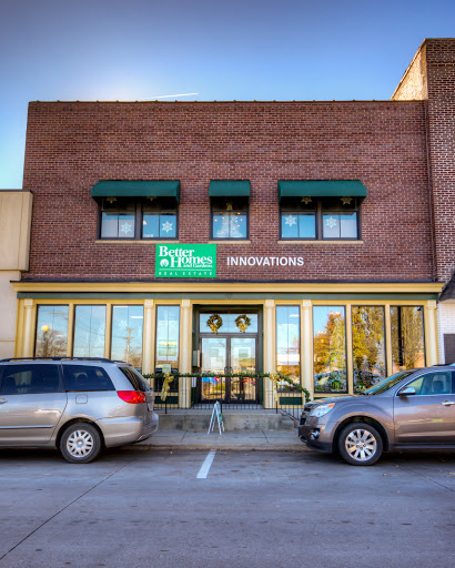 Real Estate Agents «Misty SOLDwisch: RE/MAX Innovations», reviews and photos, 117 E Salem Ave, Indianola, IA 50125, USA