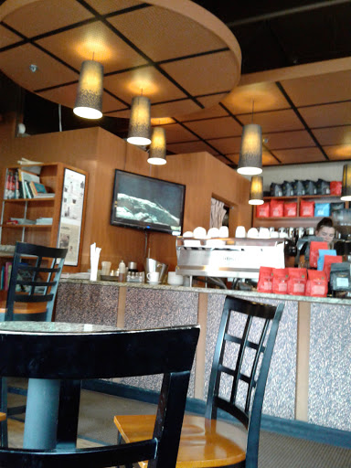 Coffee Shop «Glencoe Roast Coffee», reviews and photos, 700 Vernon Ave, Glencoe, IL 60022, USA