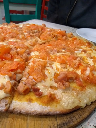 Renata Pizzas Las Rastras - Pizzeria