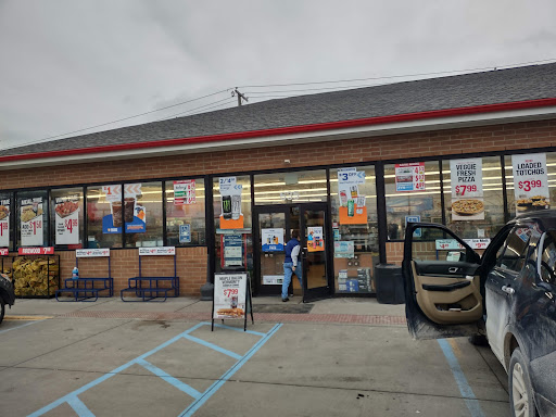 Speedway, 635 Tecumseh St, Dundee, MI 48131, USA, 