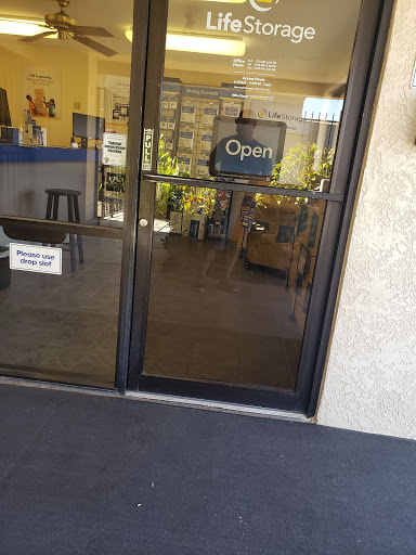 Self-Storage Facility «Life Storage», reviews and photos, 837 E Broadway Rd, Mesa, AZ 85204, USA