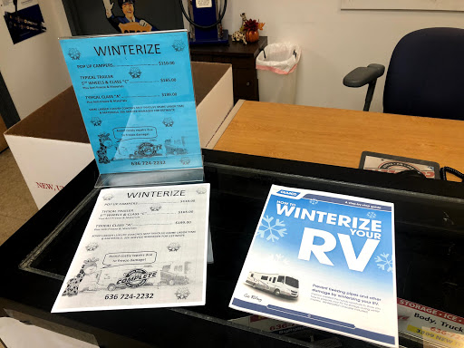 Auto Repair Shop «Complete Car & RV Repair», reviews and photos, 3309 New Town Blvd, St Charles, MO 63301, USA