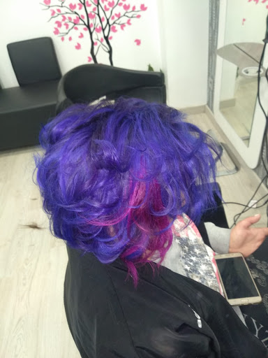 laura Sueiro Peluquería en Cangas, Pontevedra