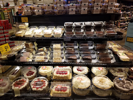 Grocery Store «Safeway», reviews and photos, 1071 11th St, Lakeport, CA 95453, USA