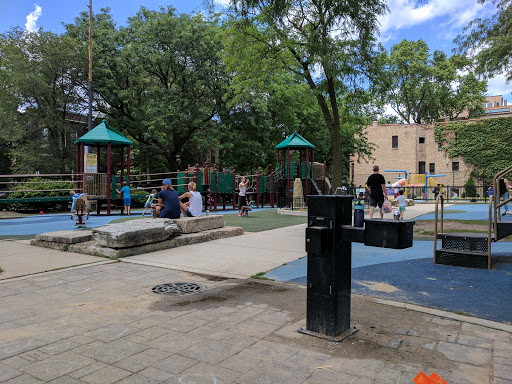 Park «Adams Playground Park», reviews and photos, 1919 N Seminary Ave, Chicago, IL 60614, USA