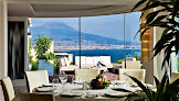 Charming restaurants nearby Naples