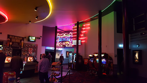 Movie Theater «Regal Cinemas Hilltop 9 Cinema», reviews and photos, 325 Beavercreek Rd, Oregon City, OR 97045, USA