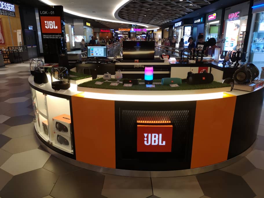 JBL Concept Store