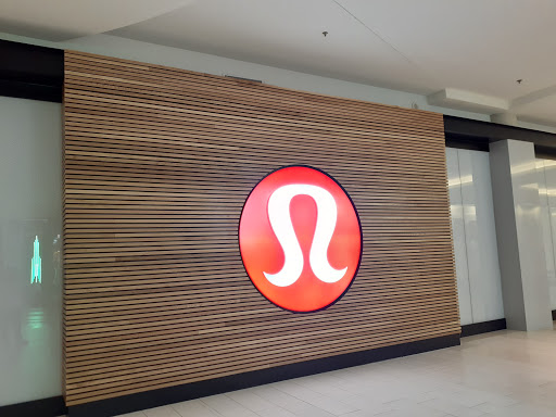 Sportswear Store «lululemon athletica», reviews and photos, 152 South Avenue, Bloomington, MN 55425, USA