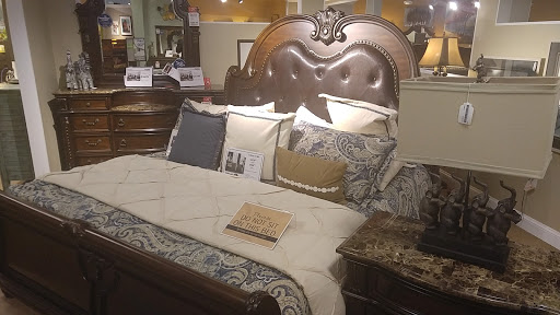 Furniture Store «The Furniture Mart - Shakopee», reviews and photos, 4270 12th Ave E, Shakopee, MN 55379, USA