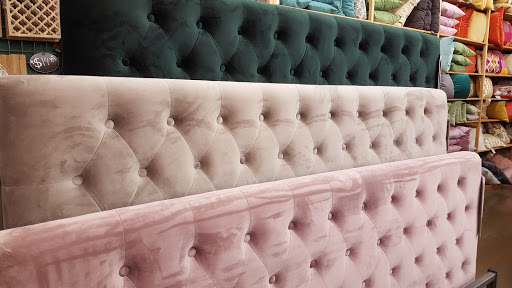 Furniture Store «Cost Plus World Market», reviews and photos, 1725 Maple Ave, Evanston, IL 60201, USA