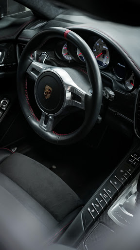 Auto Body Shop «Ultimate Paint Shop», reviews and photos, 28865 Nagel Ct, Lake Bluff, IL 60044, USA