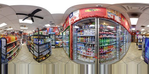 Convenience Store «McCormick Market», reviews and photos, 80 E Cermak Rd C, Chicago, IL 60616, USA