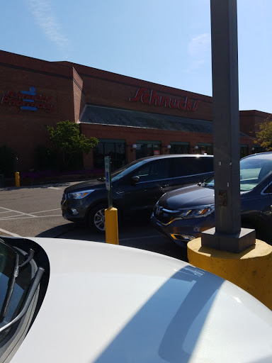 Grocery Store «Schnucks», reviews and photos, 4500 W Lloyd Expy, Evansville, IN 47712, USA