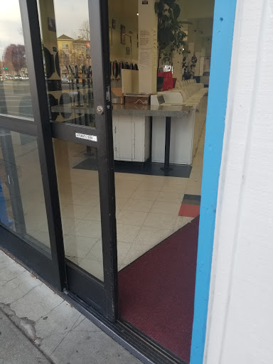 Laundromat «Washingtown Laundry», reviews and photos, 3215 Adeline St, Berkeley, CA 94703, USA