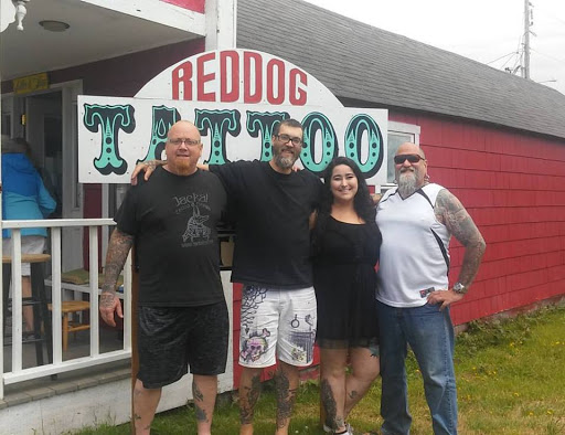 Tattoo Shop «Red Dog Tattoo Long Beach», reviews and photos, 600 Pacific Ave, Long Beach, WA 98631, USA