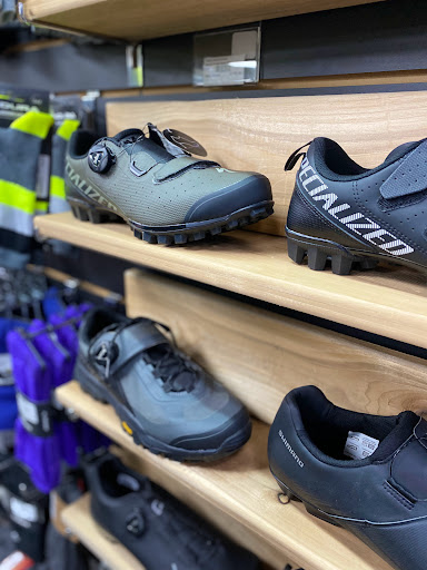 Bicycle Store «Bicycle Centres of Everett», reviews and photos, 4707 Evergreen Way, Everett, WA 98203, USA