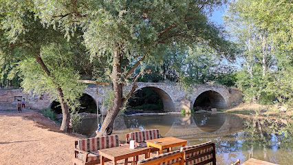 Tarihi Hançalar Köprüsü