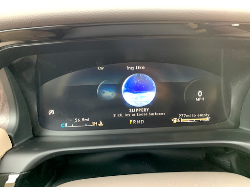 Car Dealer «Lunde Auto Center», reviews and photos, 140 40th St S, Fargo, ND 58103, USA