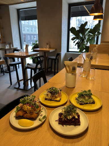 Aamanns Deli og Takeaway, Carlsberg Byen in København V, Frederiksberg