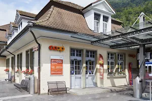 Coop Supermarkt Interlaken Bahnhof image