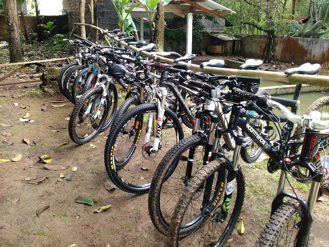 Amirils Bike & Camp Park